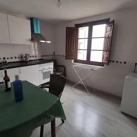 2 Con Parking Apartment Oviedo