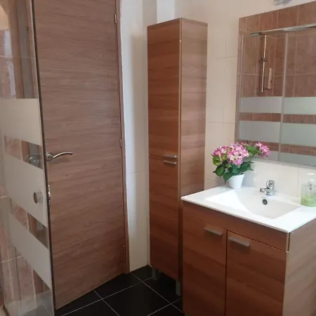 2 Con Parking 公寓